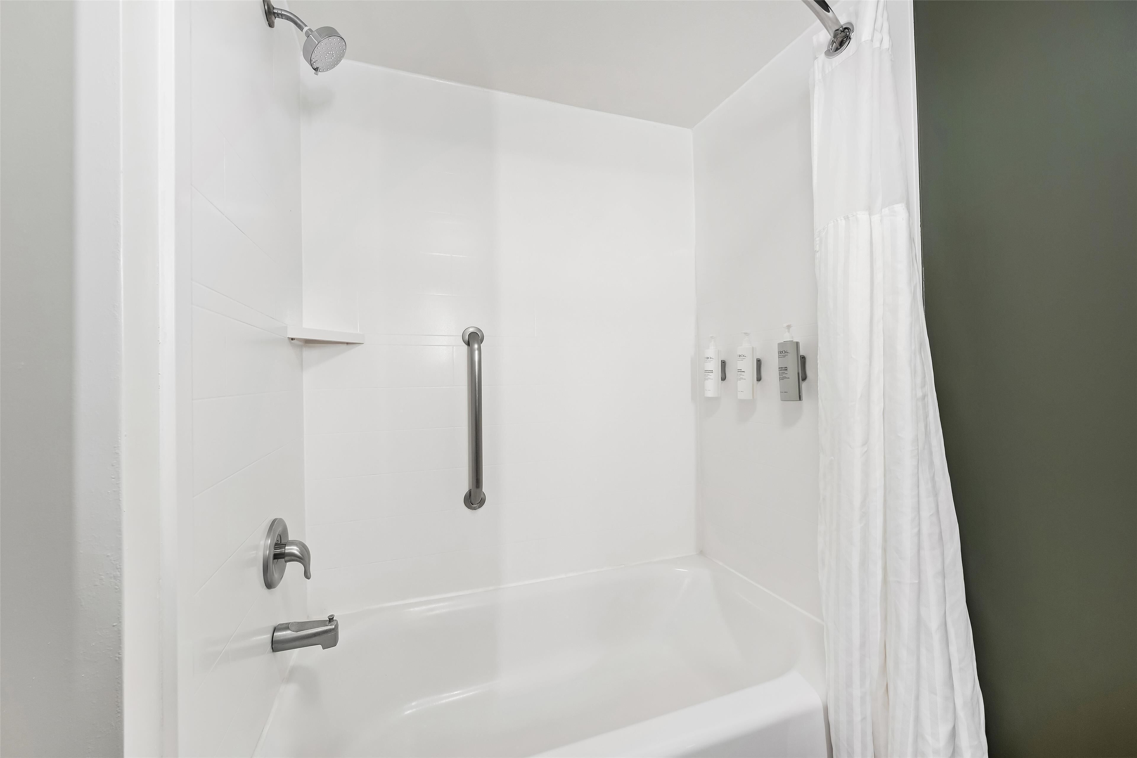 Habitación, 1 cama King size | Baño