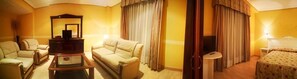 Junior Suite | Living room | LCD TV