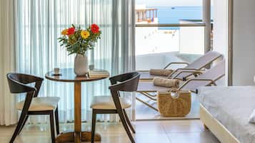 Superior Room, 1 Bedroom, Sea View | Hypo-allergenic bedding, in-room safe, blackout curtains, soundproofing