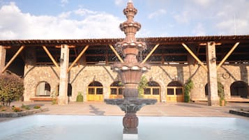 Sauna, steam room, body treatments, hot stone massages, body scrubs