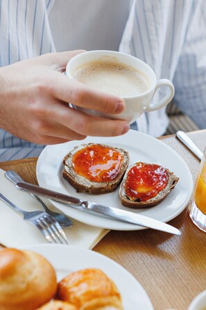 Daily continental breakfast (EUR 8.50 per person) - Alfred Hotels Paris Gare du Nord (Paris)