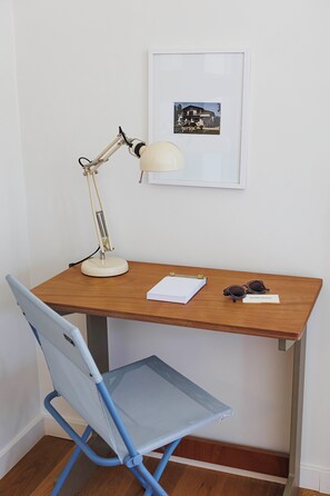 In-room safe, desk, soundproofing, iron/ironing board