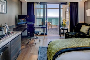 1 bedroom, minibar, in-room safe, desk