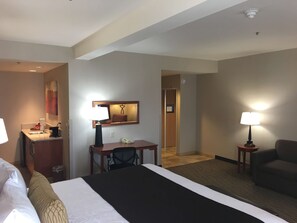 In-room safe, desk, blackout curtains, iron/ironing board - Best Western Plus Arrowhead Hotel (Colton)