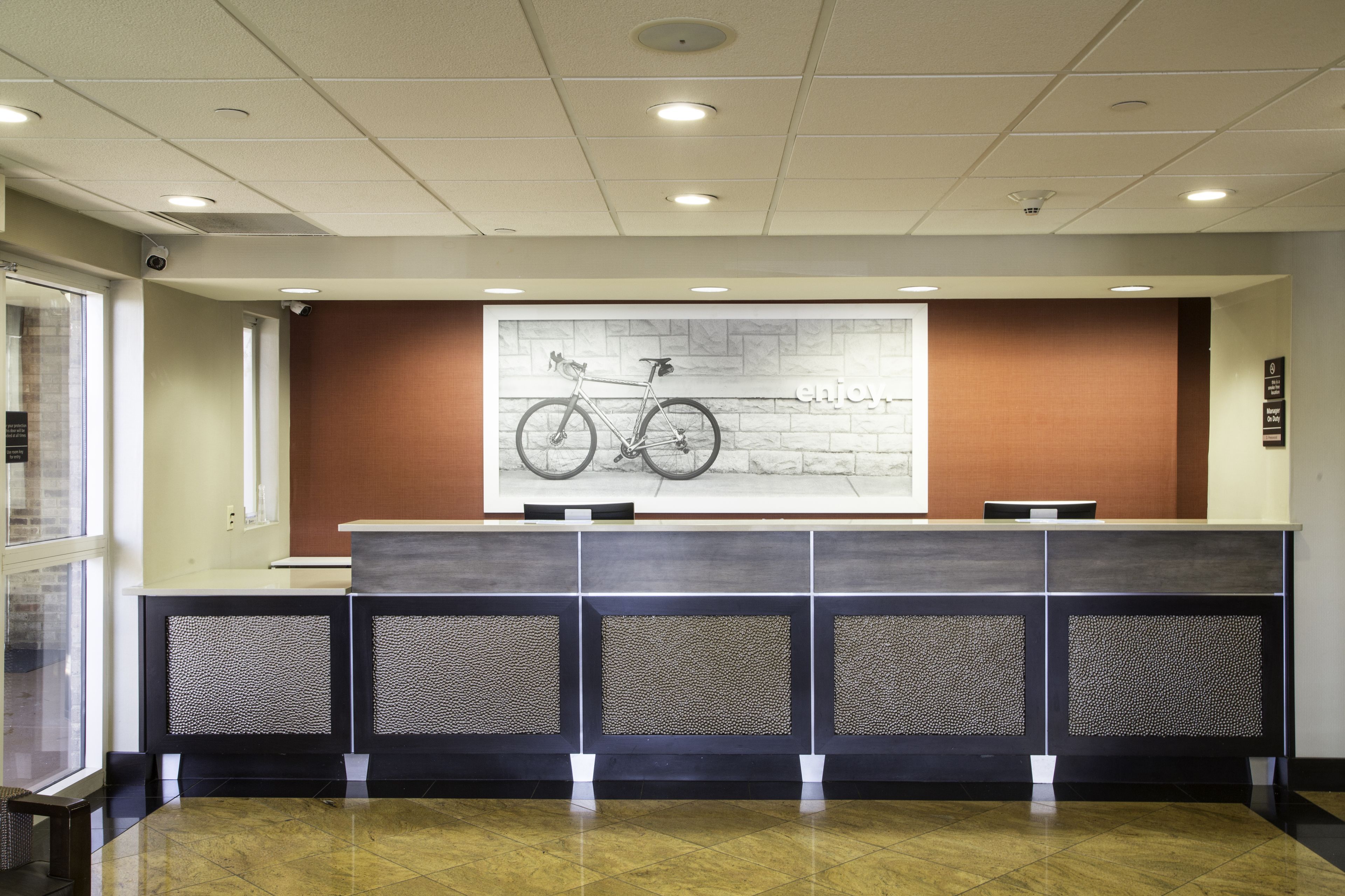 concierge desk