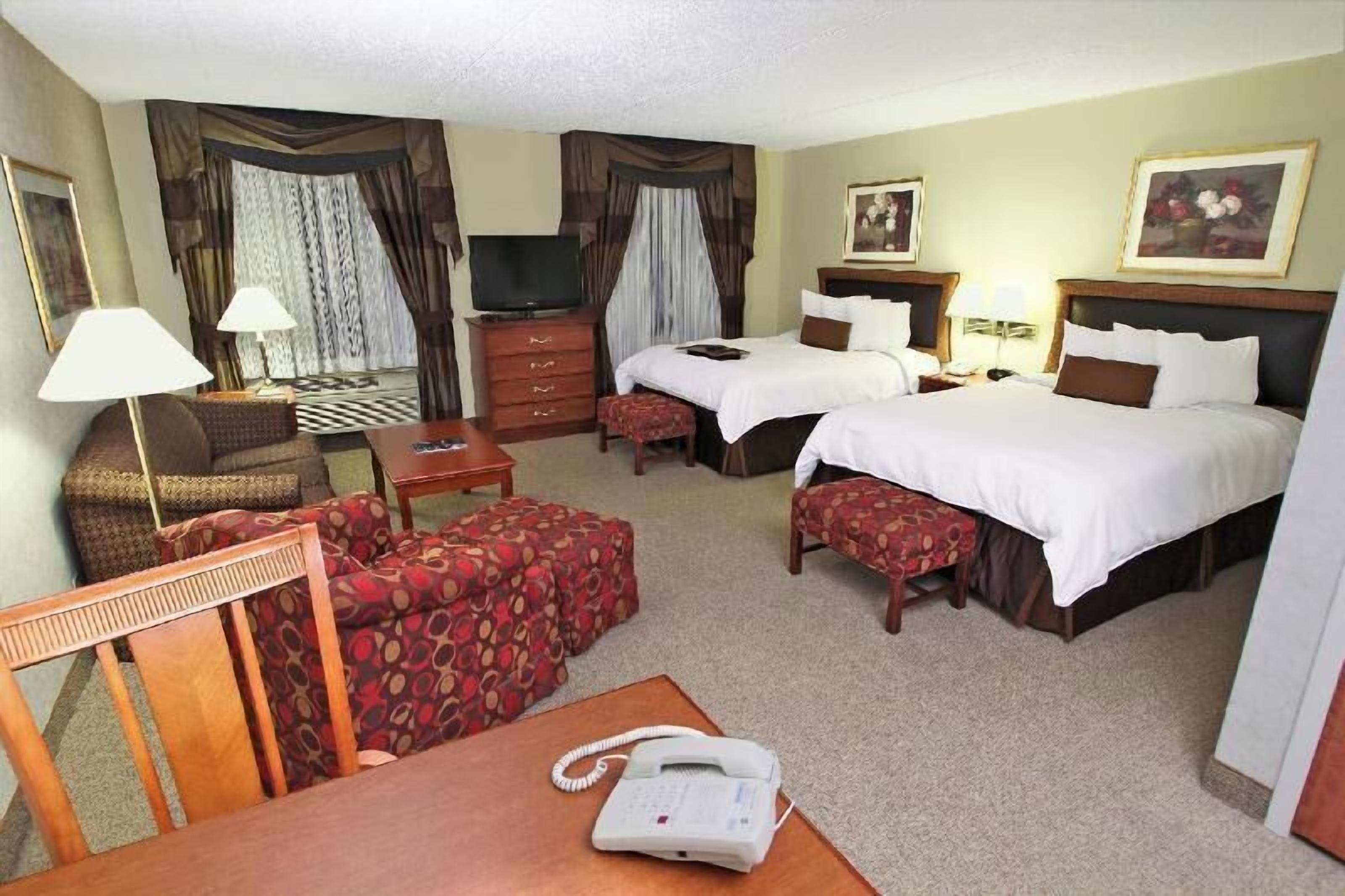 Premium bedding, desk, iron/ironing board, rollaway beds