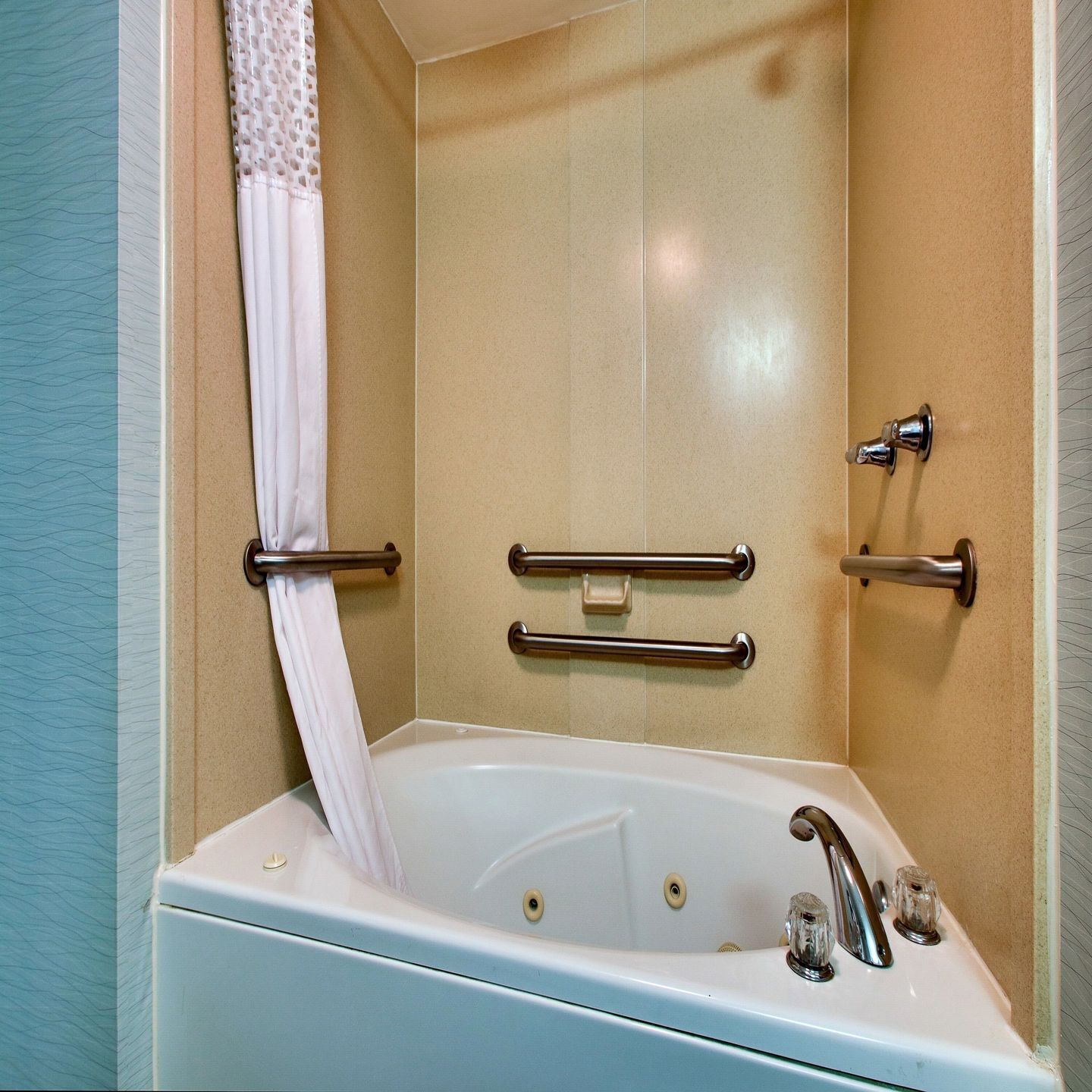 Bathroom | Hair dryer, towels