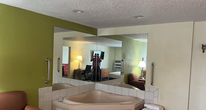 Days Inn by Wyndham Fort Dodge