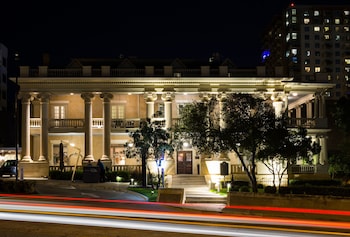Front of property - evening/night at Hotel Ella