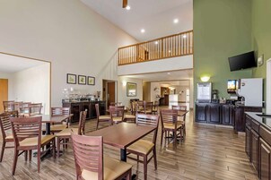 Free continental breakfast