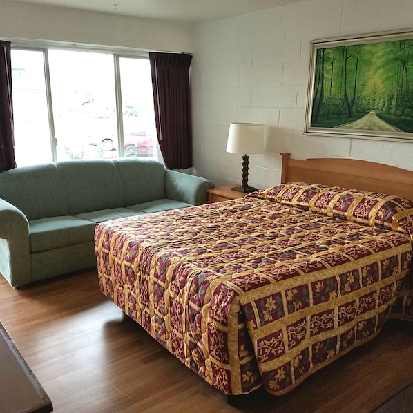 Standard Room, 2 Queen Beds | Free WiFi