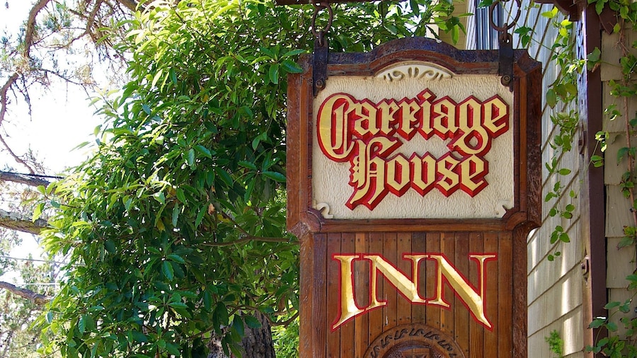 Carriage House Inn