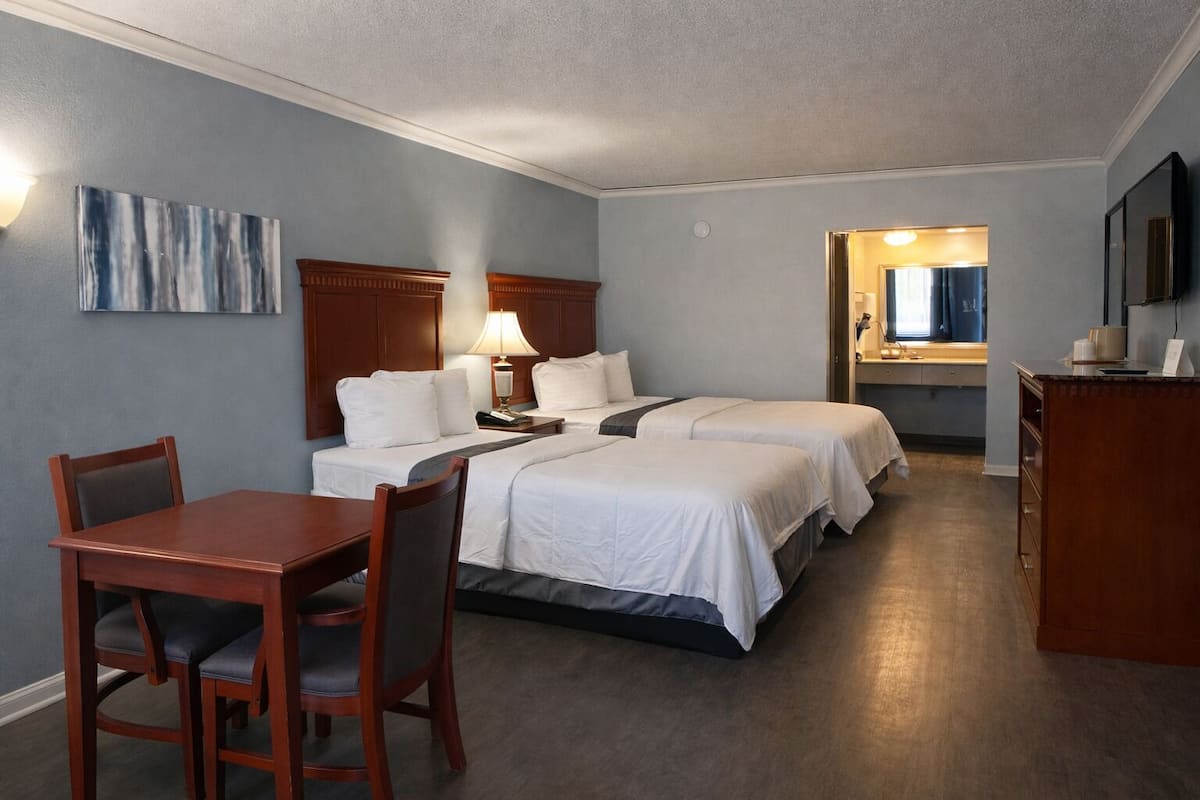 Desk, blackout drapes, iron/ironing board, free WiFi