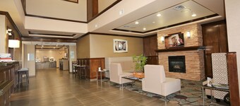 Holiday Inn Express & Suites - Vernon by IHG