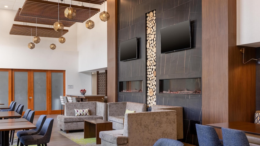 Hampton Inn & Suites by Hilton Windsor