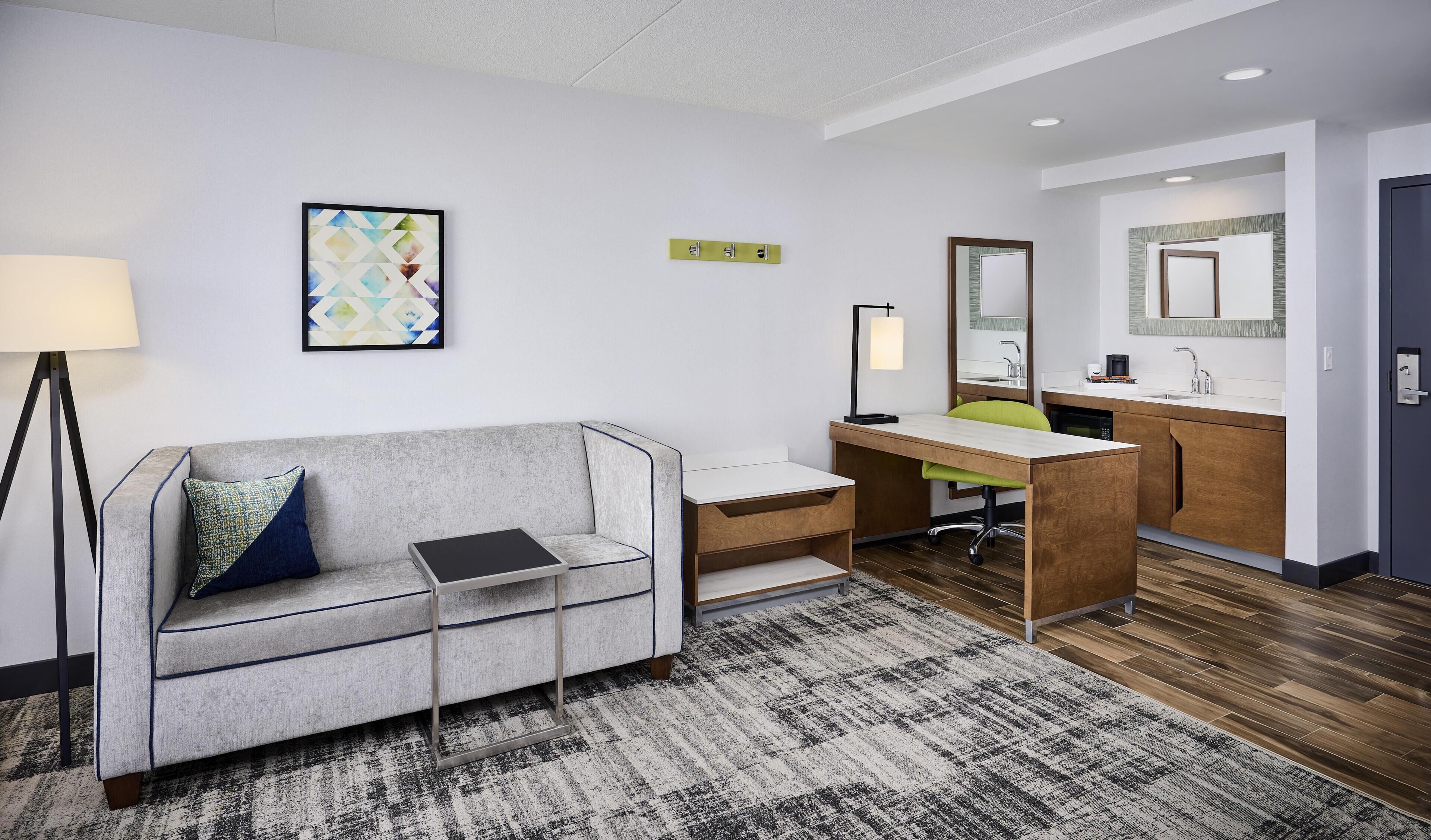 Standard-huone | Oleskelualue | Televisio, maksullisia elokuvia