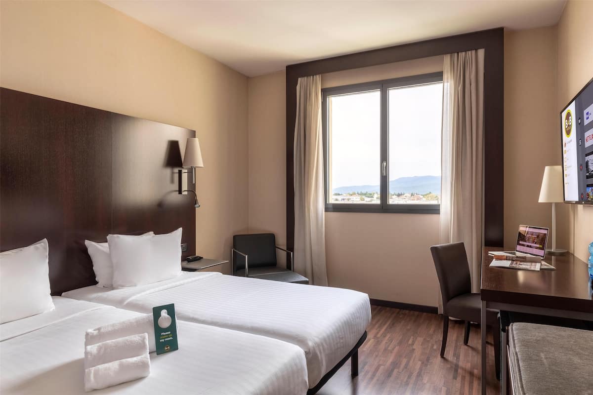 Superior-Doppelzimmer, Nichtraucher | Hochwertige Bettwaren, Minibar, Zimmersafe, Schreibtisch