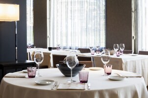 Daily buffet breakfast (EUR 12.00 per person)