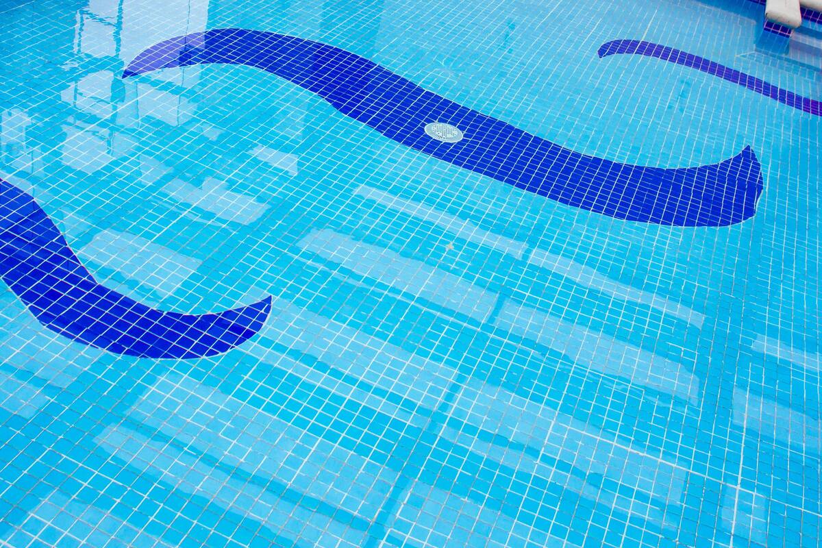 indoor pool, open 8:00 am to 10:00 pm, pool umbrellas