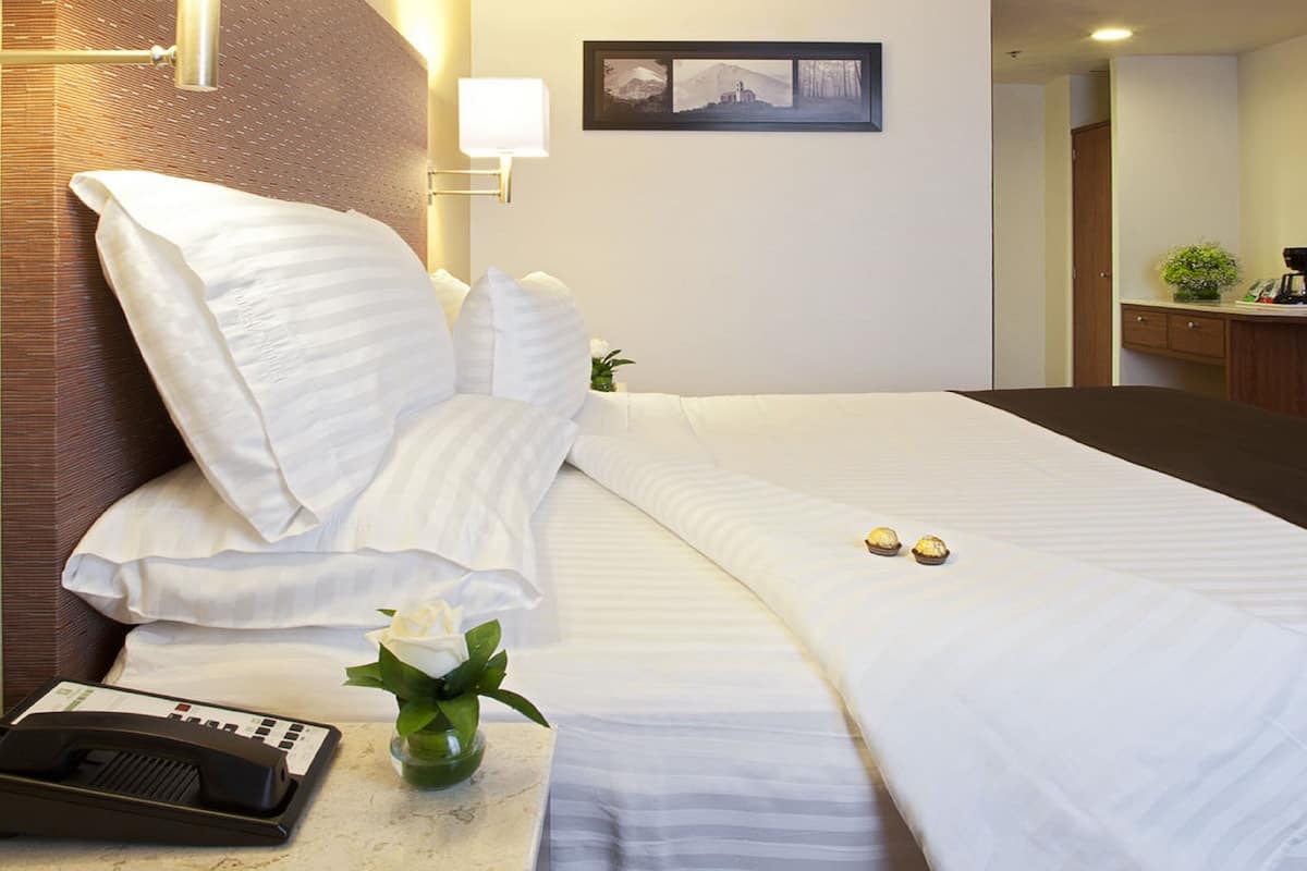 Hochwertige Bettwaren, Select-Comfort-Betten, Schreibtisch