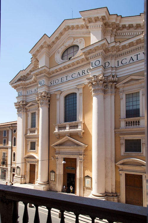HOTEL HOMS ROMA 4* (Itália) - de R$ 470