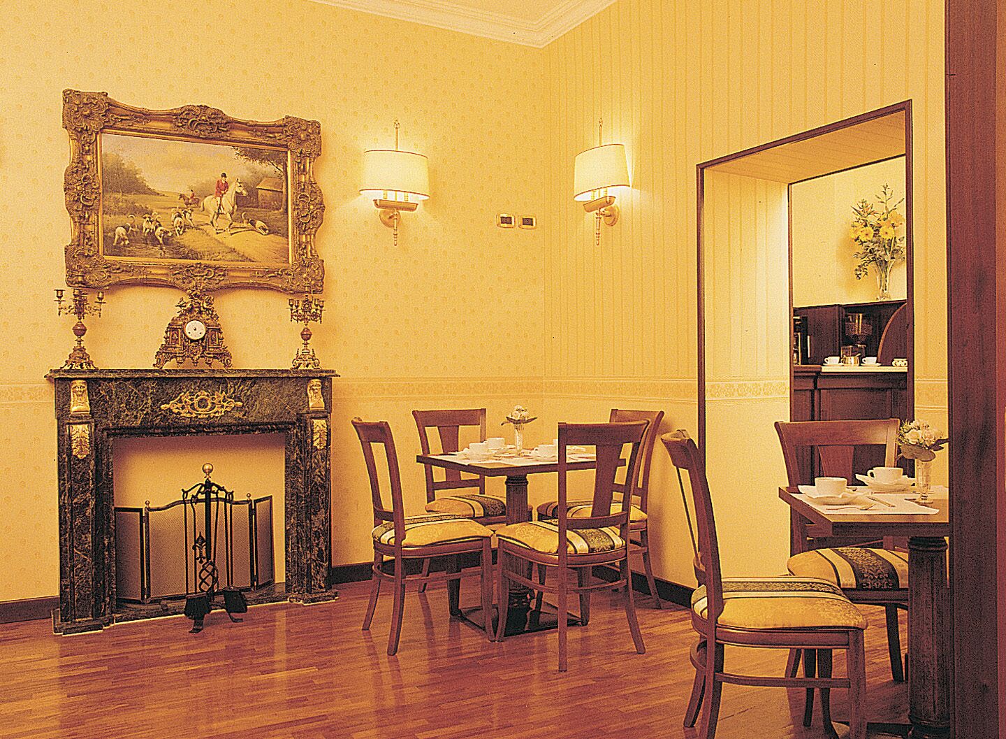 Dobbeltrom, anneks | Safe på rommet, skrivebord, wi-fi (inkludert) og sengetøy