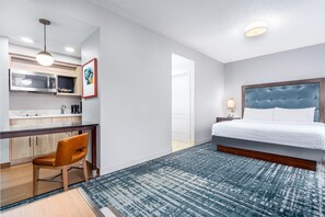 Studio Suite, 1 King Bed, Non Smoking | Private kitchen | Fridge, microwave, stovetop, dishwasher