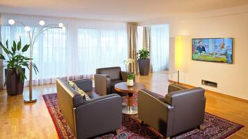 Apartment | Allergikerbettwaren, Minibar, Zimmersafe, kostenlose Babybetten