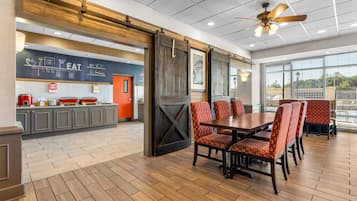 Free daily buffet breakfast