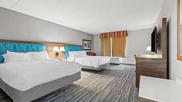 Caja de seguridad en la habitación y cortinas blackout