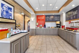 Desayuno buffet incluido todos los días 