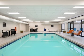 Una piscina techada