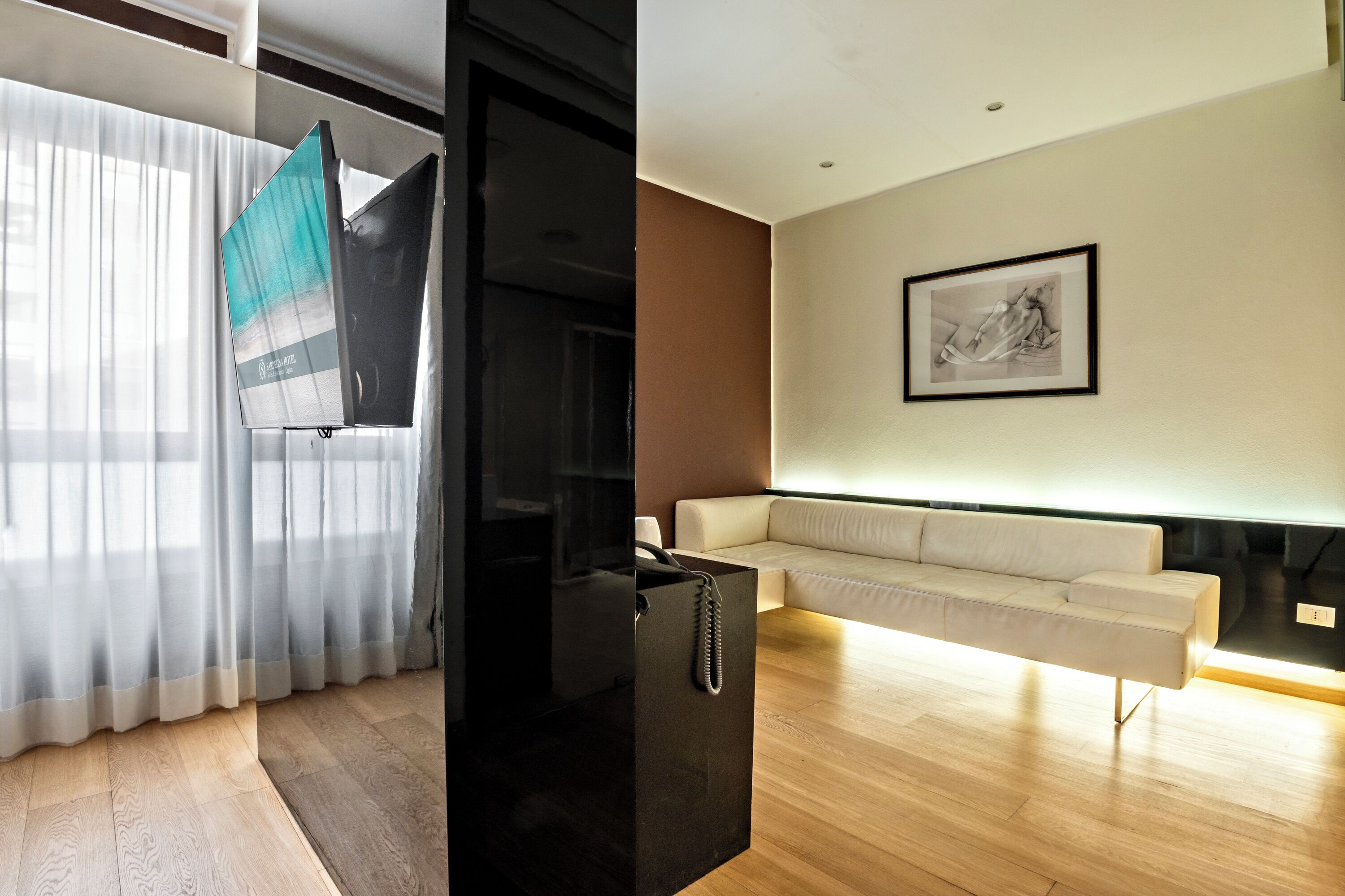 Photo - Sardegna Hotel - Suites & Restaurant