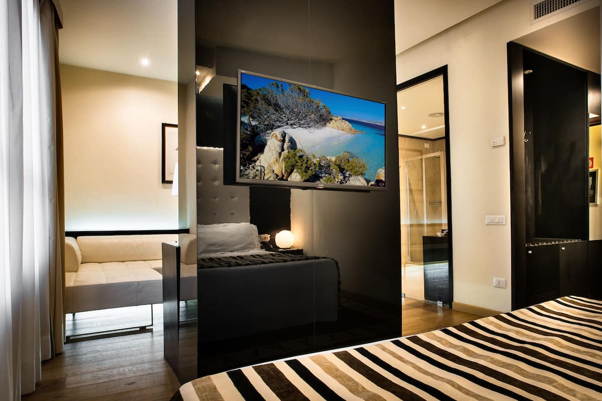 studio suite | 2 bedrooms, premium bedding, down duvets, minibar