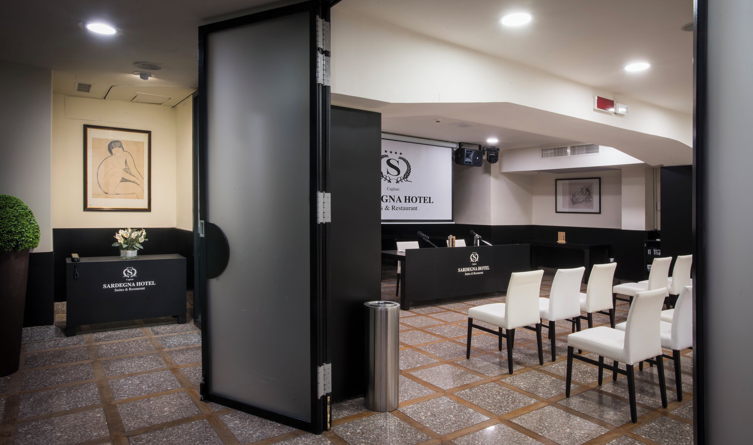 Photo - Sardegna Hotel - Suites & Restaurant