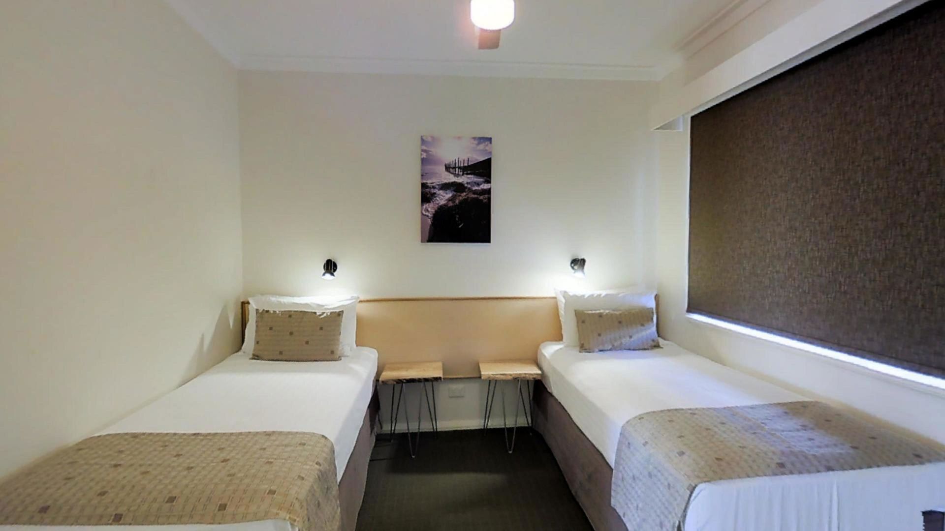 Zimmersafe, Bügeleisen/Bügelbrett, kostenloses WLAN, Bettwäsche