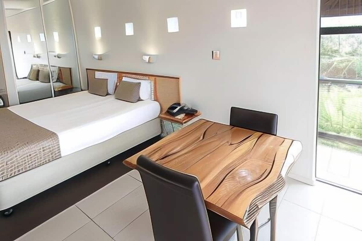 2 habitaciones y caja de seguridad en la habitación