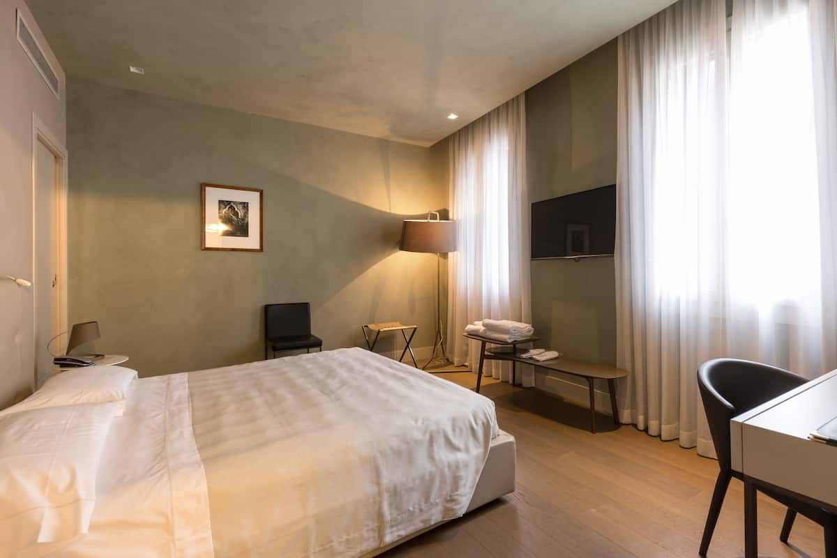 Biancheria da letto ipoallergenica, copriletto in piuma, minibar