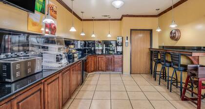 Econo Lodge Lubbock I-27