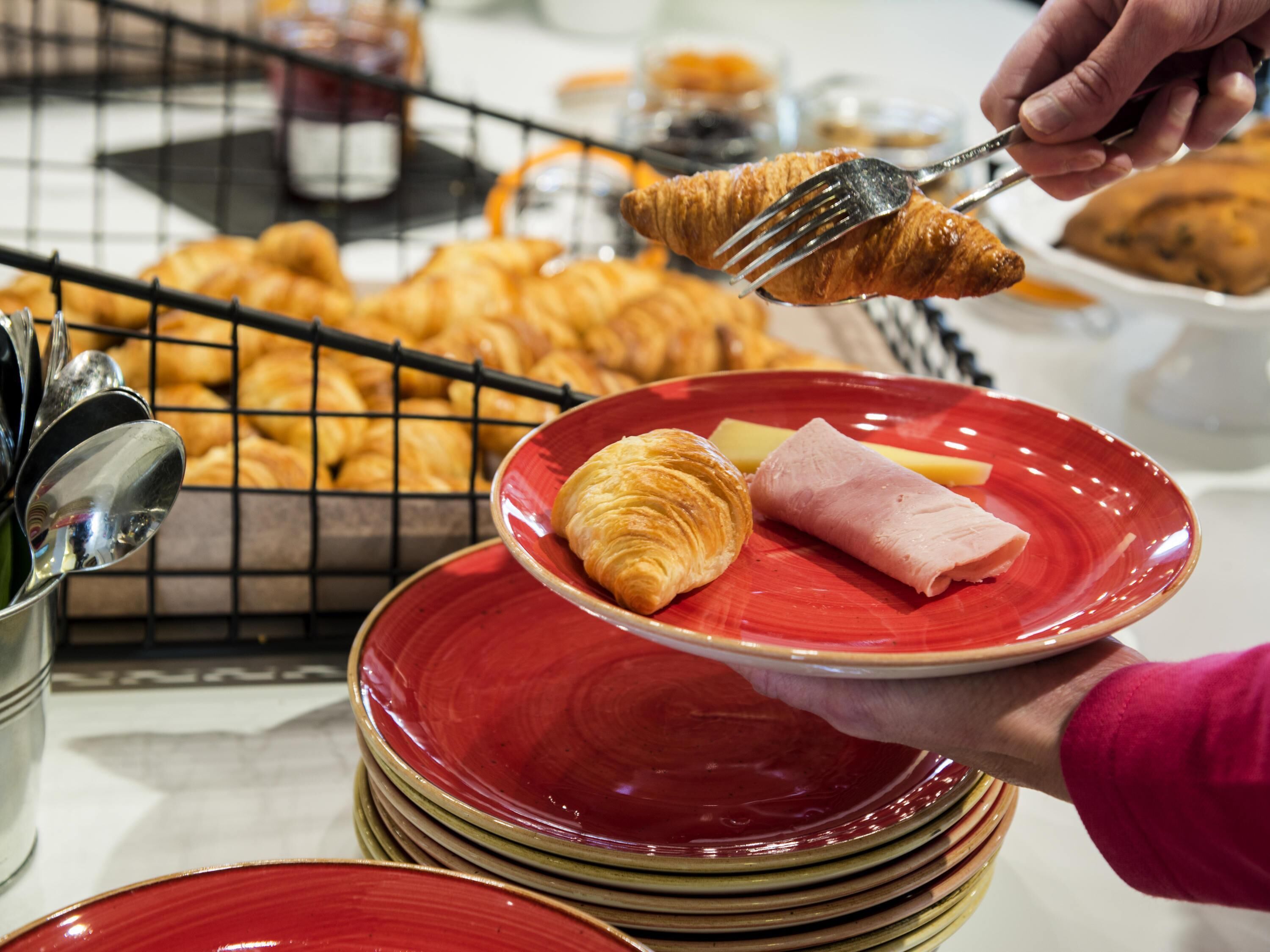 daily buffet breakfast (eur 10 per person)