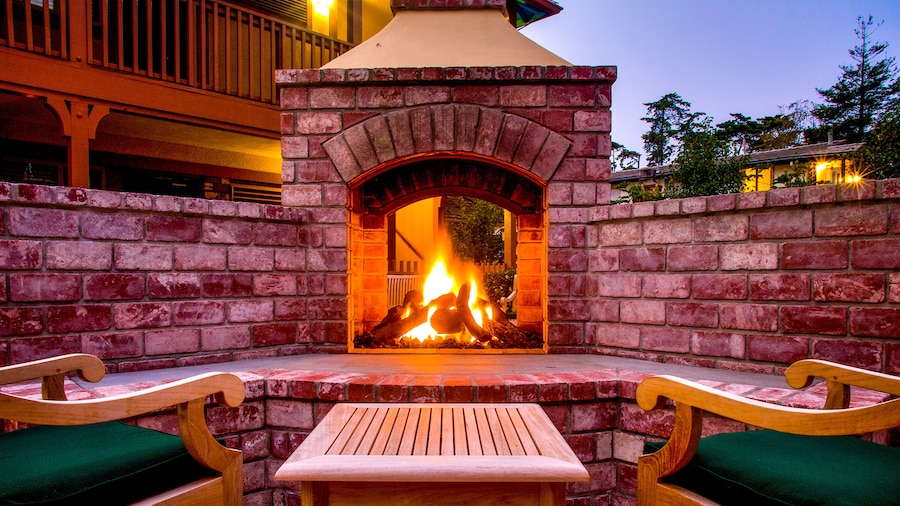 Candle Light Inn