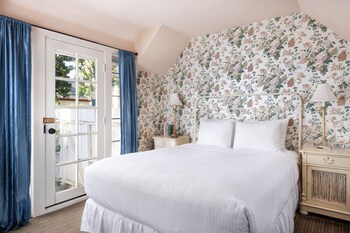 Premium bedding, pillowtop beds, individually decorated at Centrella Hotel, A Kirkwood Collection Hotel
