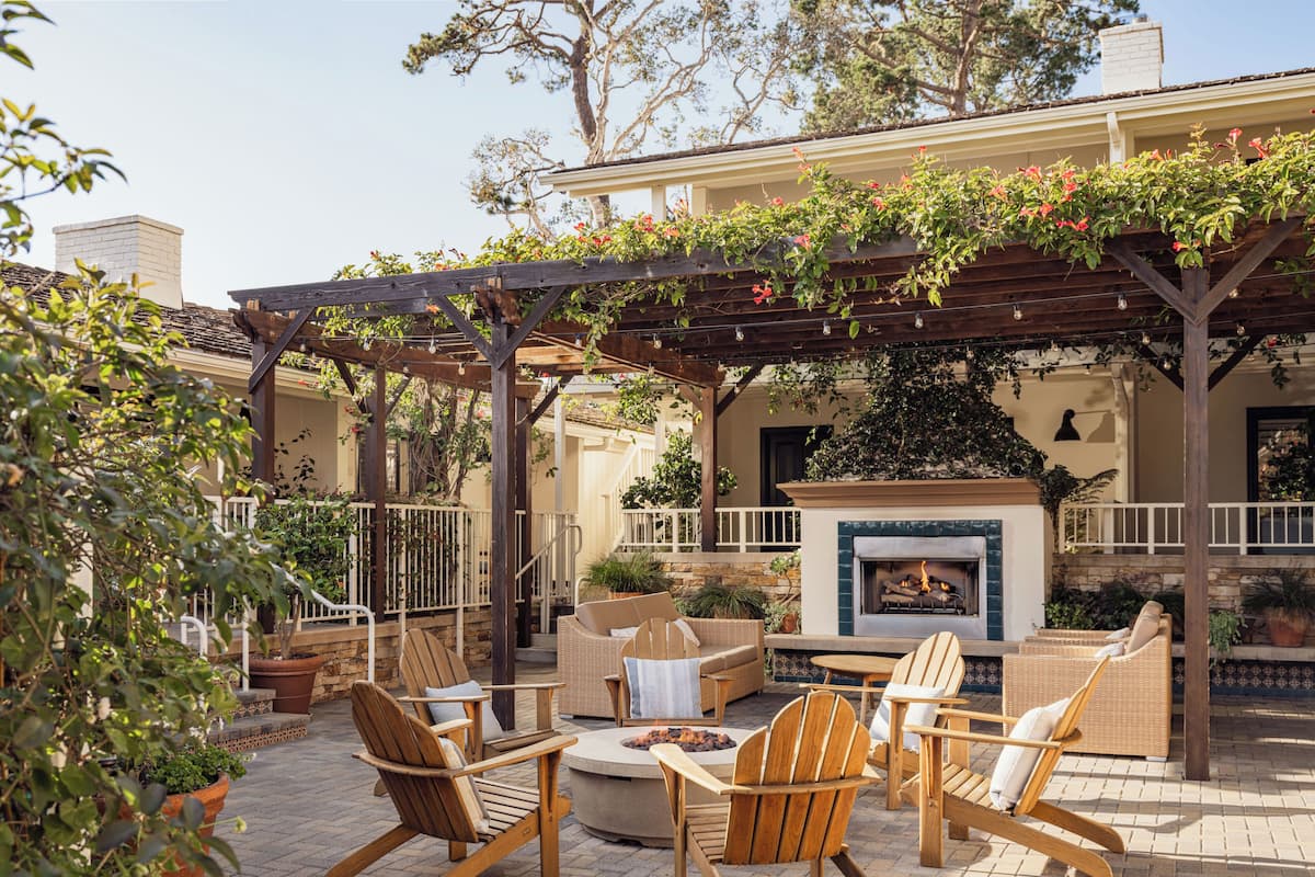 Pillowtop beds, minibar, in-room safe, desk