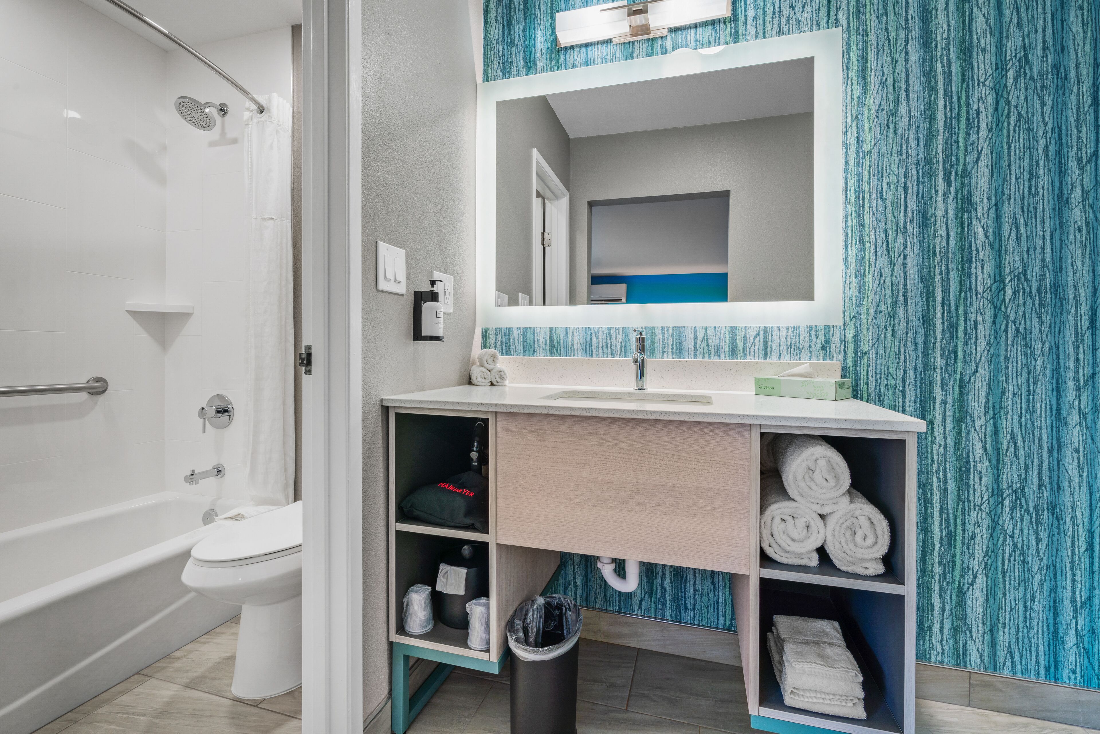 Photo - Avania Inn of Santa Barbara