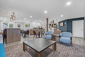 Breakfast area - Avania Inn of Santa Barbara (Santa Barbara)