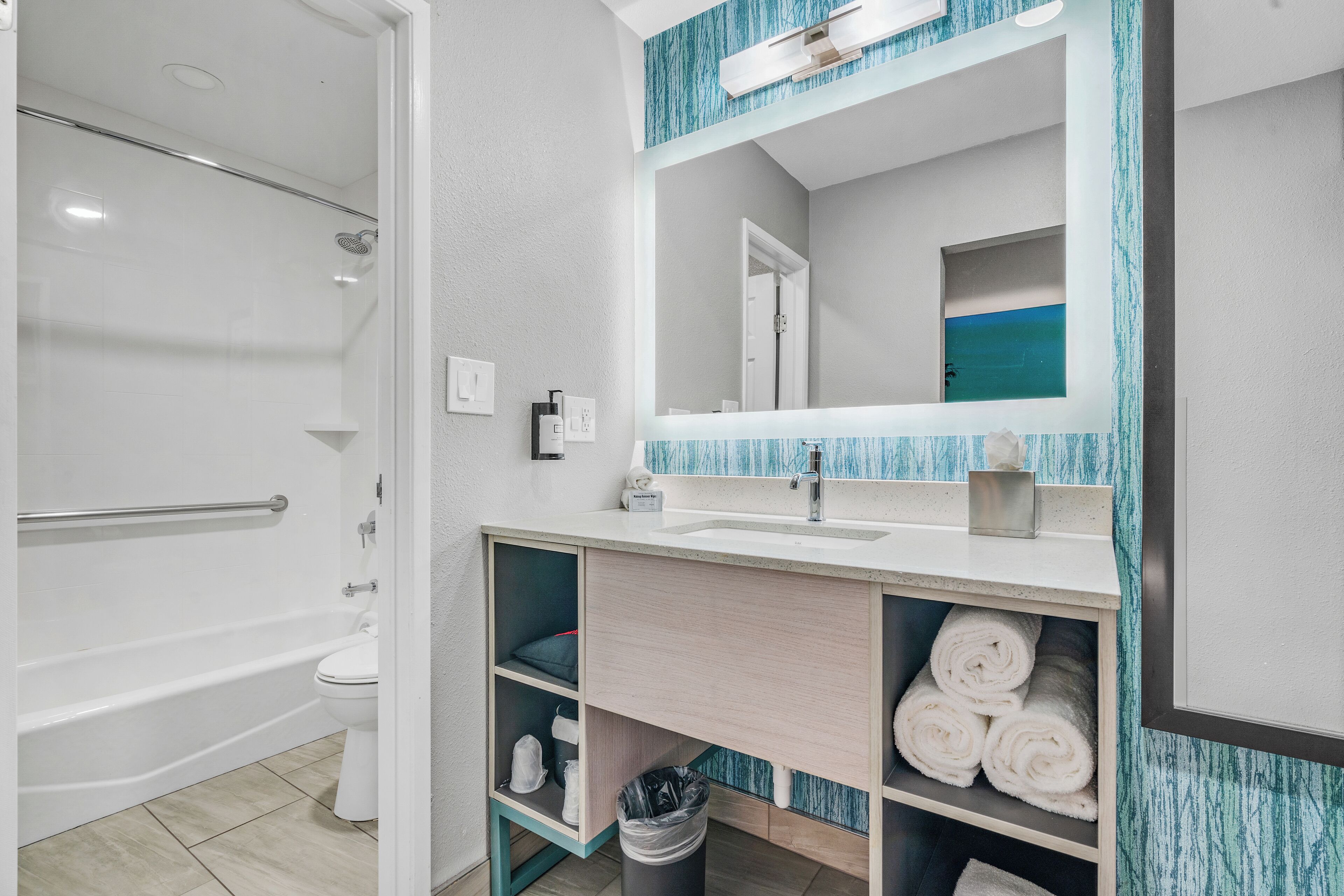 Photo - Avania Inn of Santa Barbara