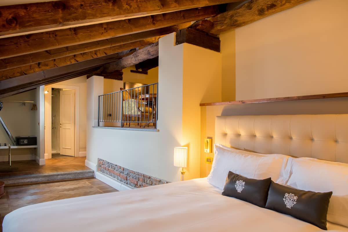 Suite, 1 King-Bett