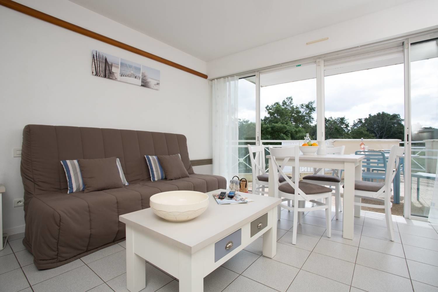 50-cm-Flachbildfernseher mit Digitalempfang, Fernseher