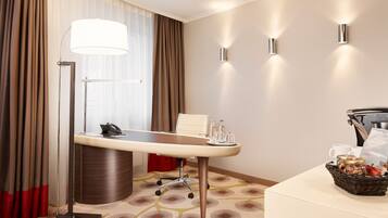 Suite monolocale, accesso al Club Lounge (Tower Suite) | Vista dalla camera