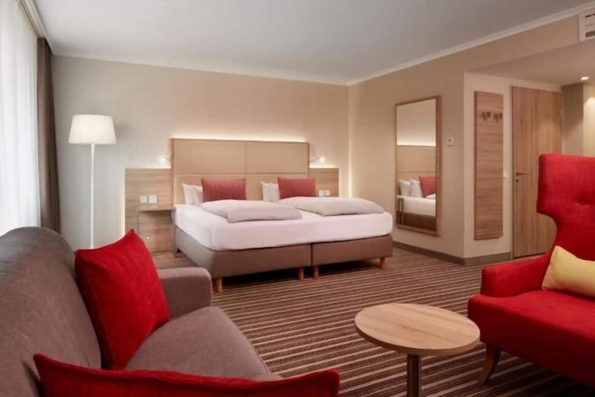 1 Schlafzimmer, hochwertige Bettwaren, kostenlose Minibar, Zimmersafe